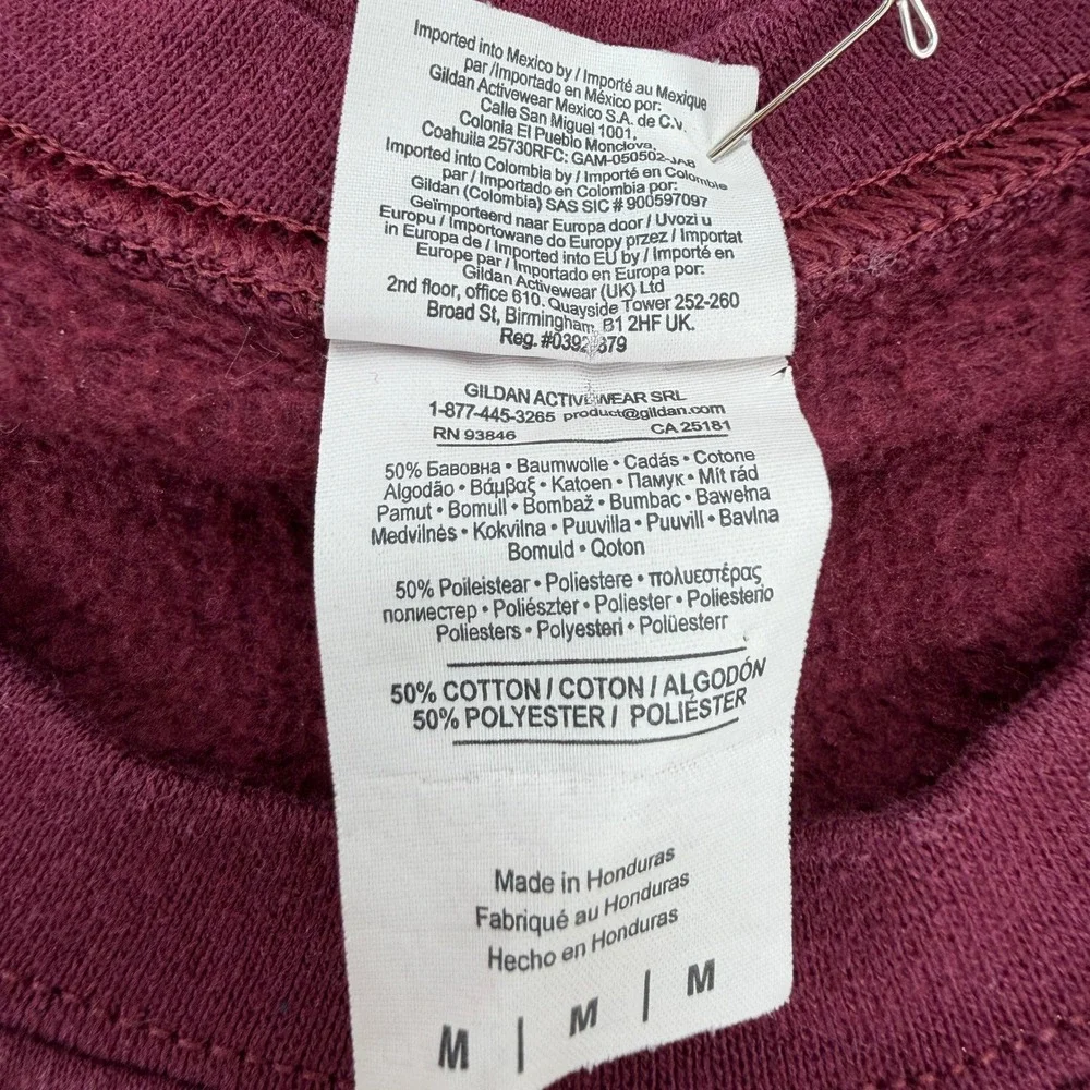 Gildan Heavy Blend Maroon Hocus Pocus Vogue Sanderson Sisters Sweatshirt‎ Medium